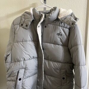 ALO Yoga womens Gray Puffer Jacket